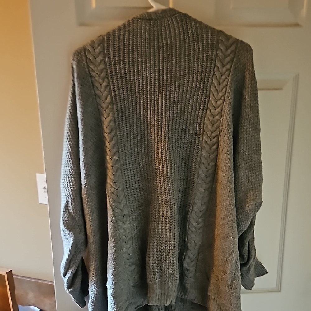 Charlotte Russe cardigan sweater with pockets
